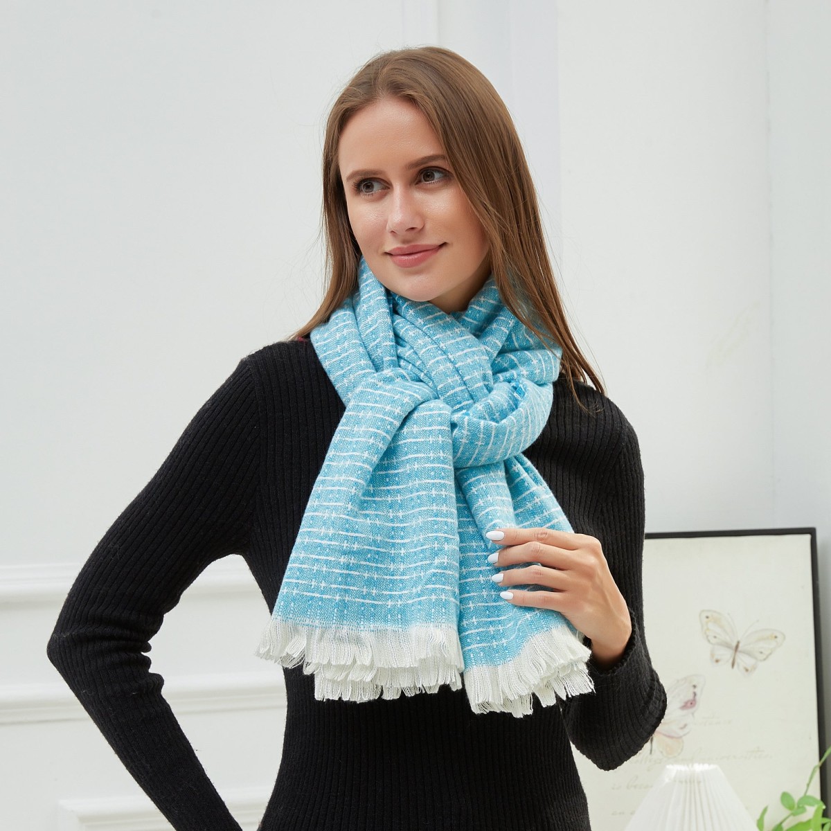 SERANA Scarf